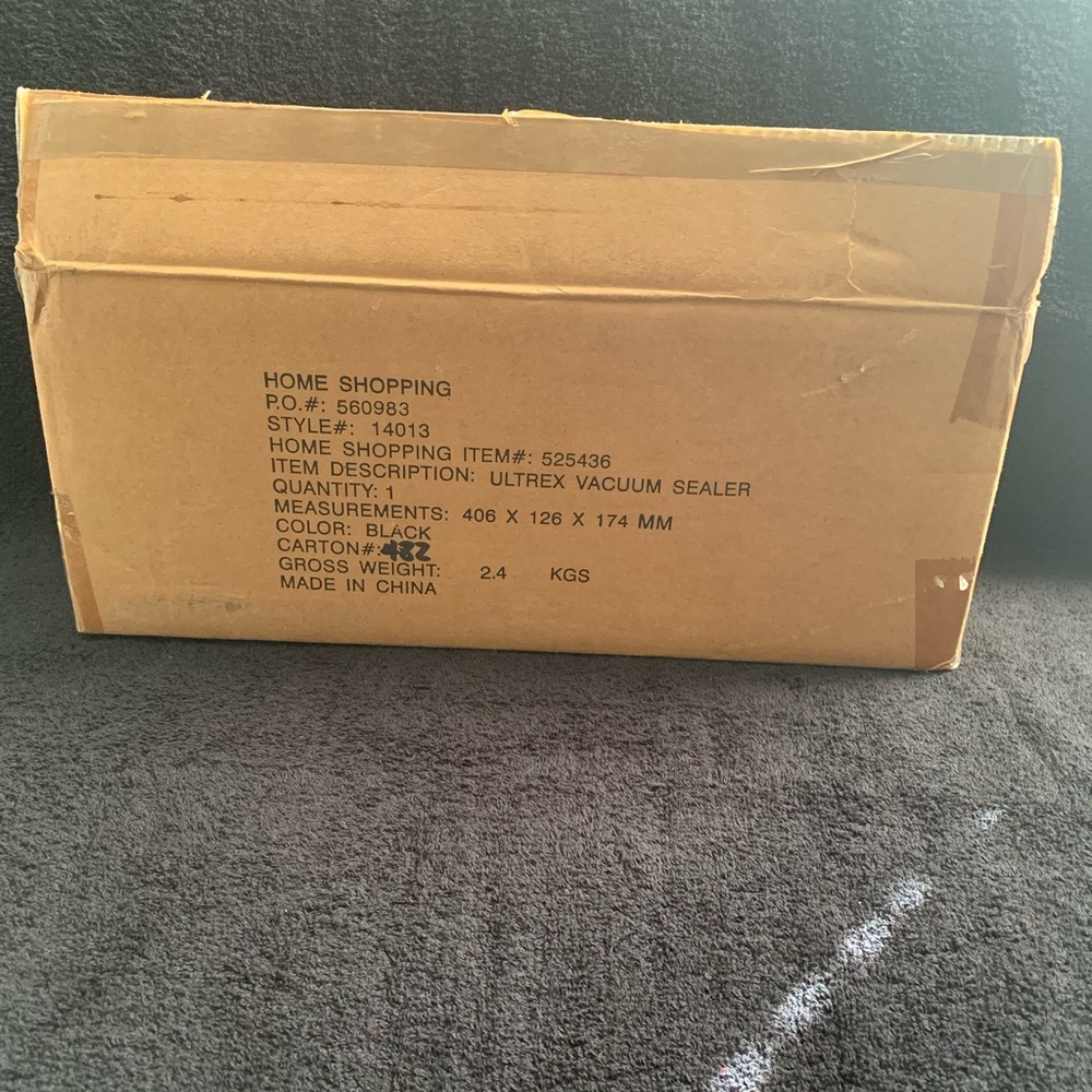 NWOT Ultrex Vacuum Sealing System with Manual and Bags, Never Used - Picture 2 of 16
